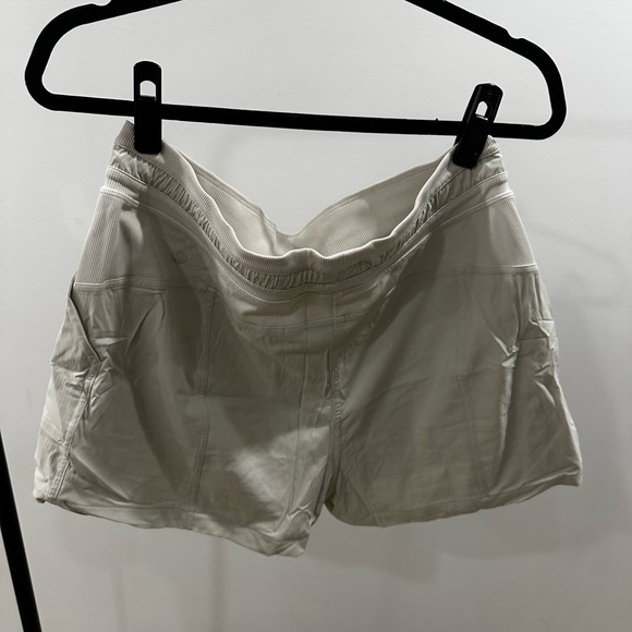 Lululemon Dance Studio Shorts - Picture 2 of 2